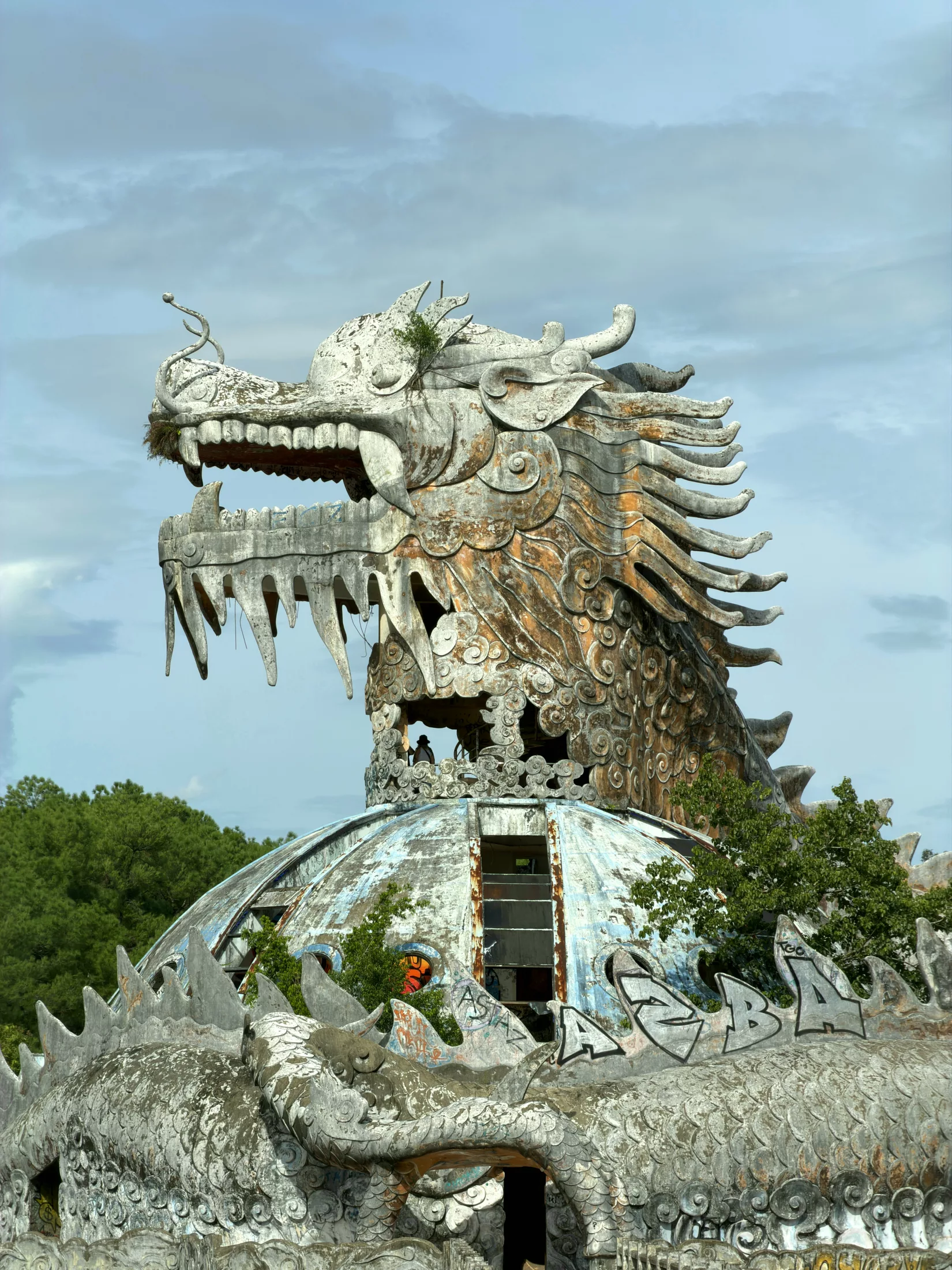 À Hué, un dragon abandonné peut-il détrôner les empereurs ? — 1