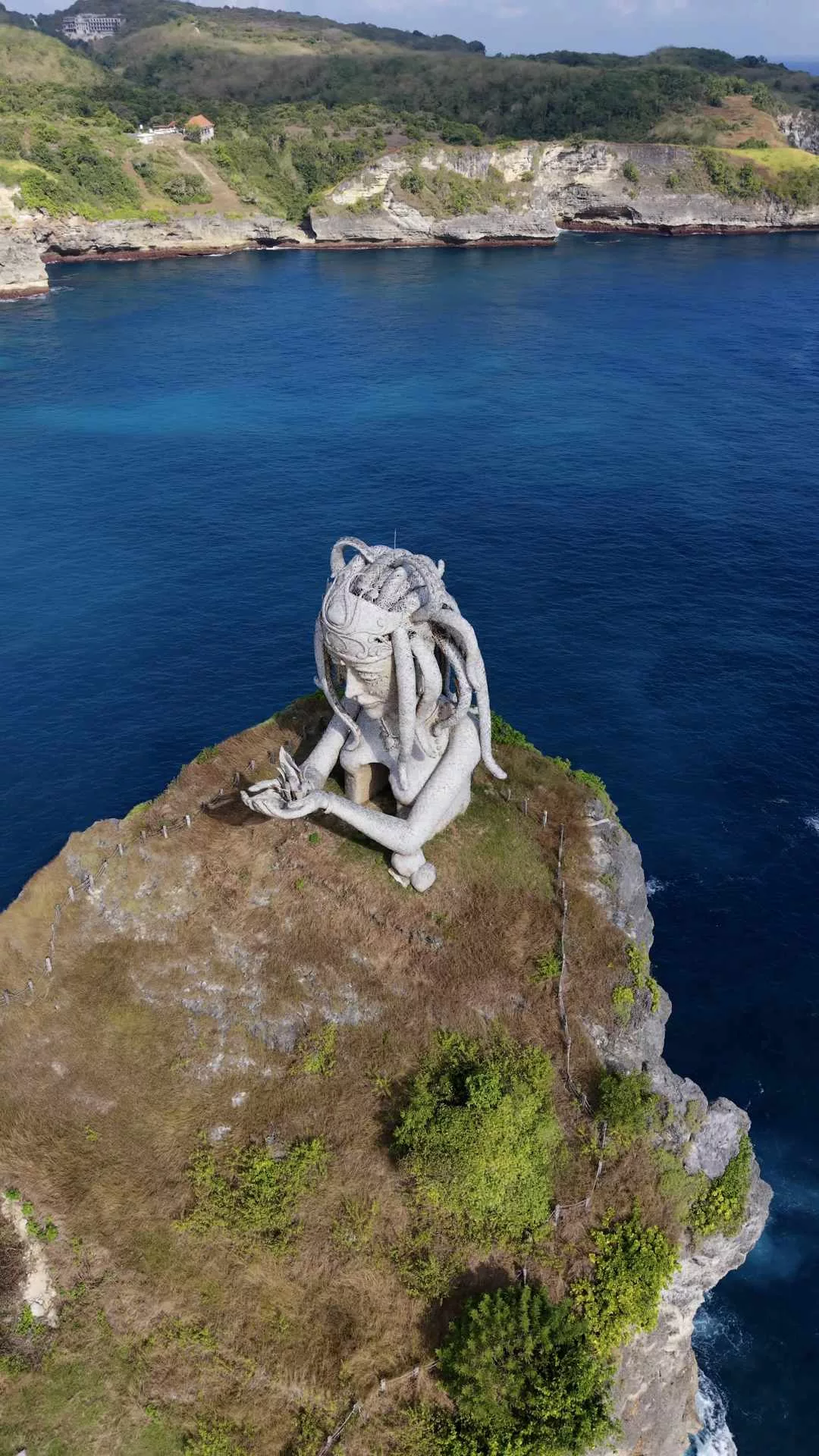 Nusa Penida: manta rays, cliffs and iconic beaches — 3